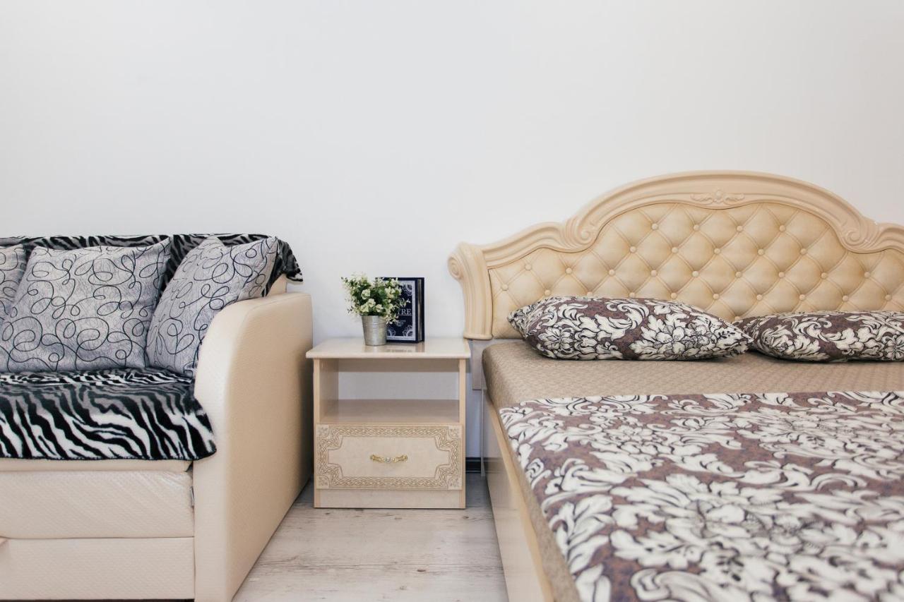 De Luxe Apartments Centr Illinskaya 苏梅 外观 照片