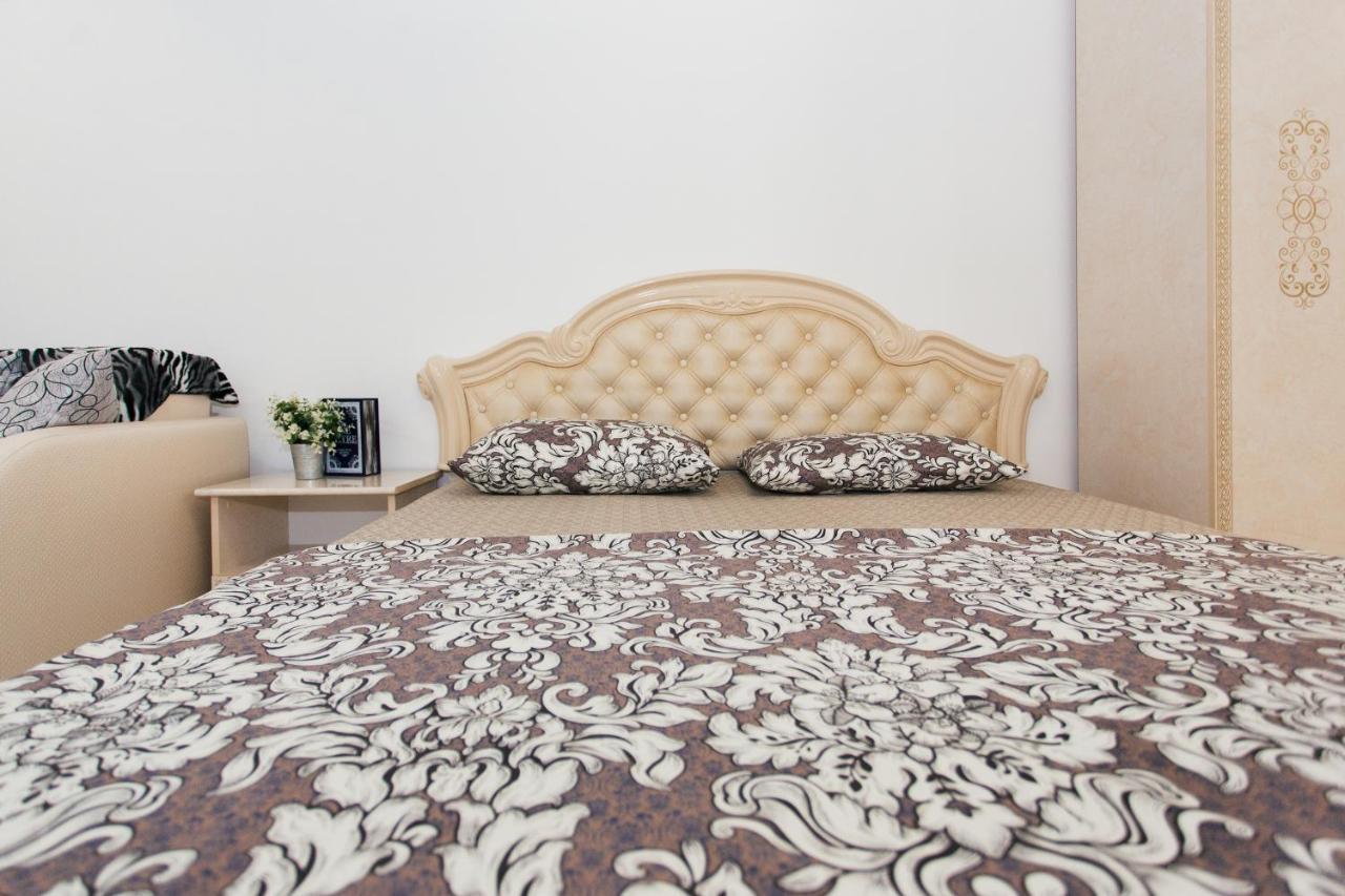 De Luxe Apartments Centr Illinskaya 苏梅 外观 照片