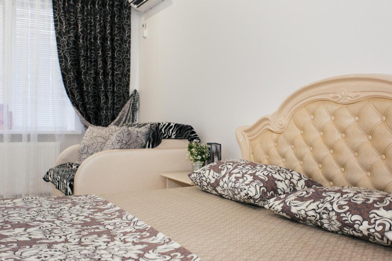 De Luxe Apartments Centr Illinskaya 苏梅 外观 照片
